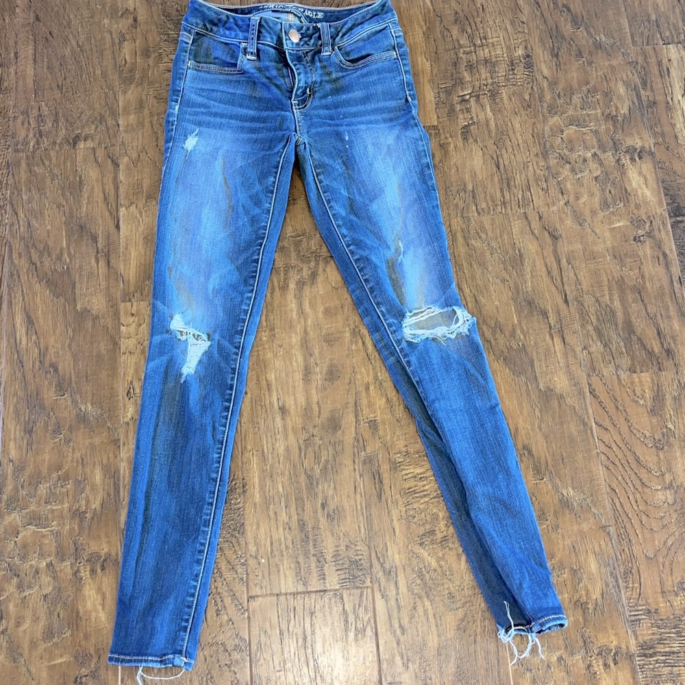 American eagle ripped skinny jeans size 0